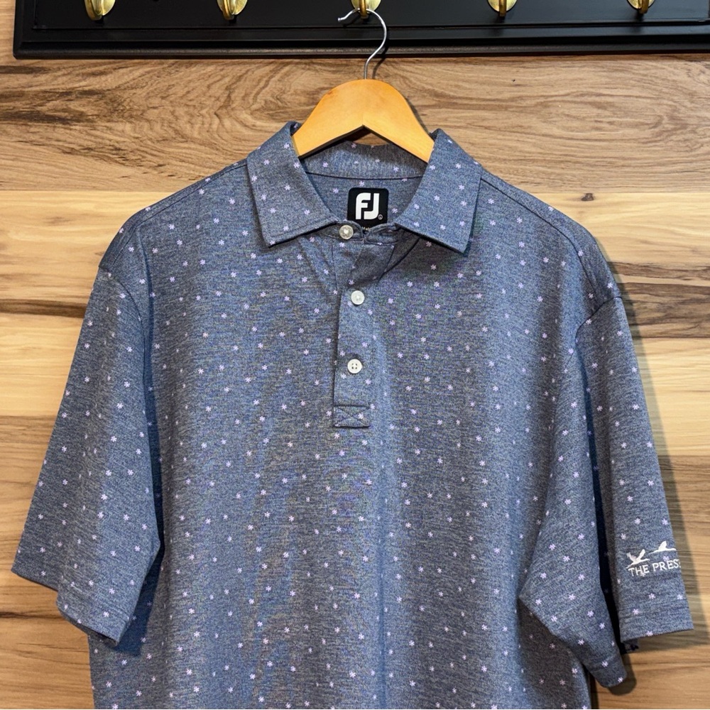 Footjoy polo grey with small pink flowers size L